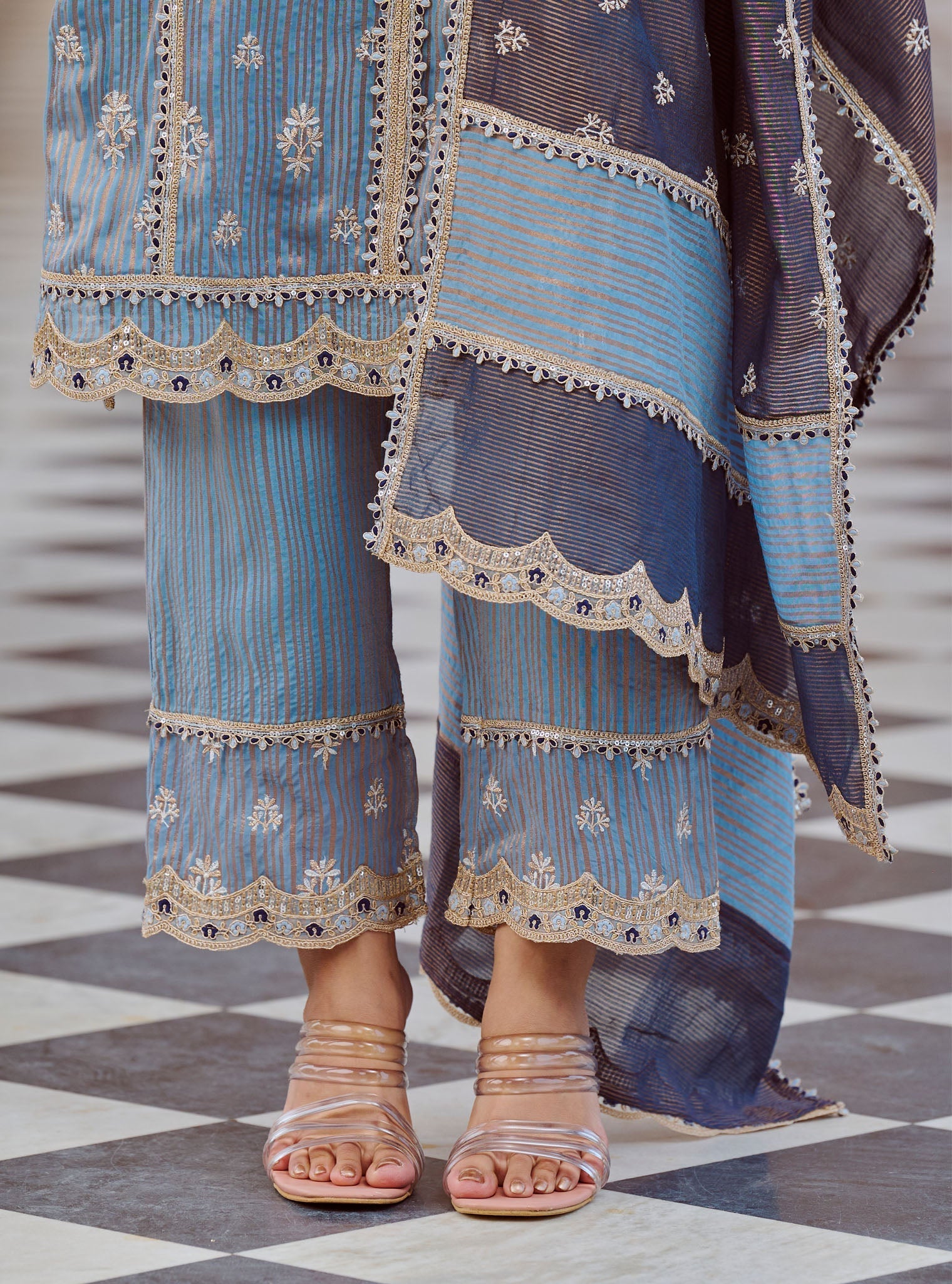 Mulmul Banarsi Gerua Blue Kurta With Mulmul Banarsi Gerua Blue Pant
