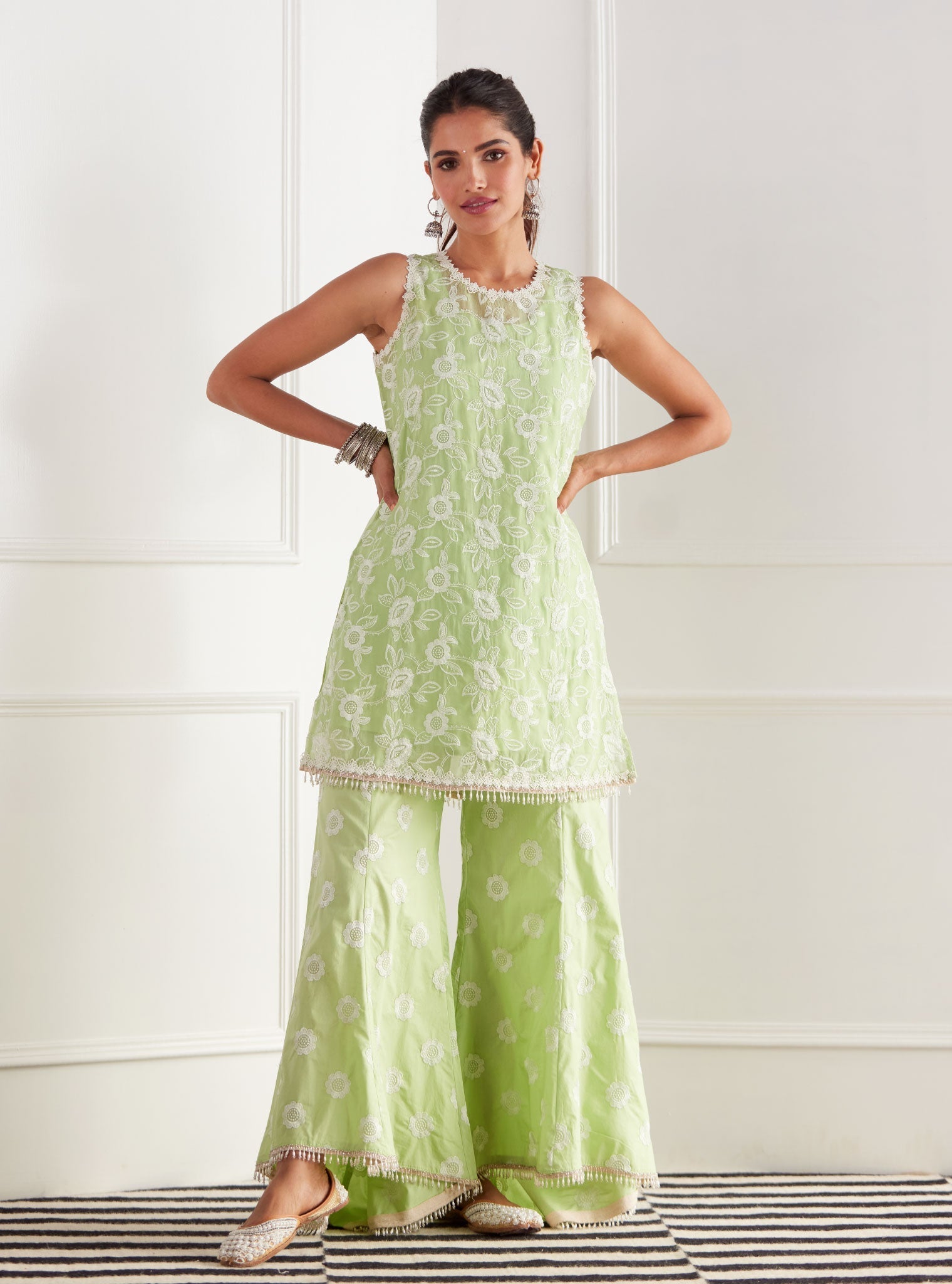 Mulmul Organza Cleo Green Kurta With Cotton Cleo Green Bell Bottom