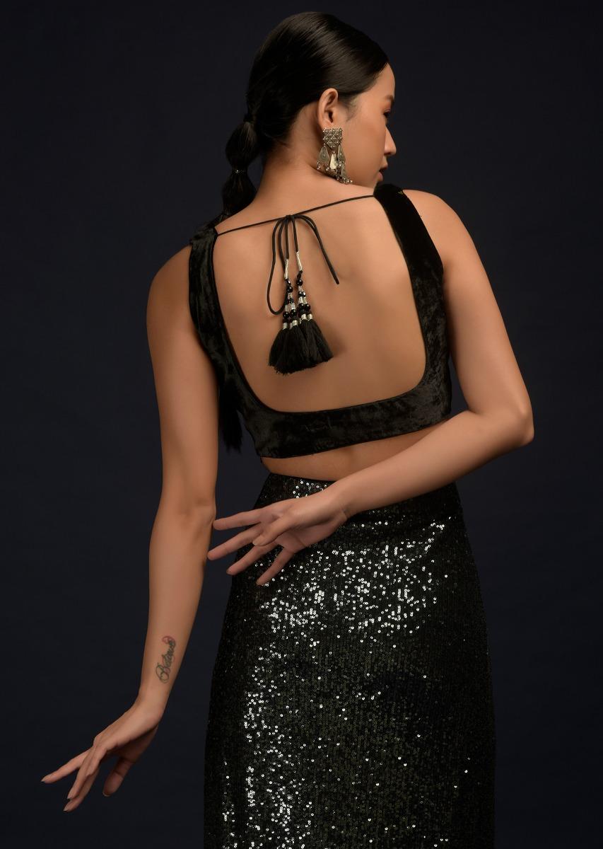 Kalki Fashion,M001M470Y-SG55492,Black And Silver Ready Pleated Saree Embellished In Sequins And Black Velvet Blouse With Scooped Neckline