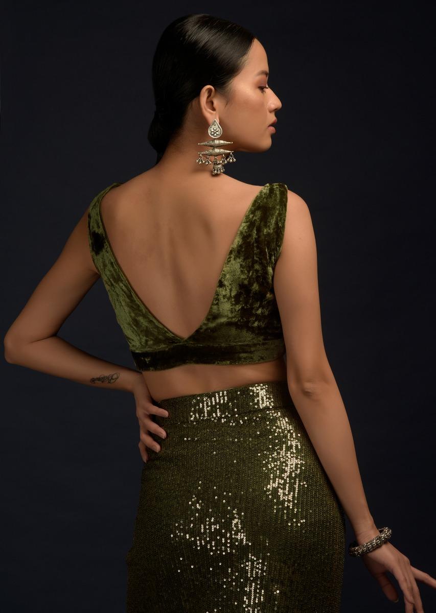 Kalki Fashion,M001M470Y-SG55331,Henna Green Ready Pleated Saree Embellished In Sequins With A Matching Velvet Blouse With Plunging Neckline