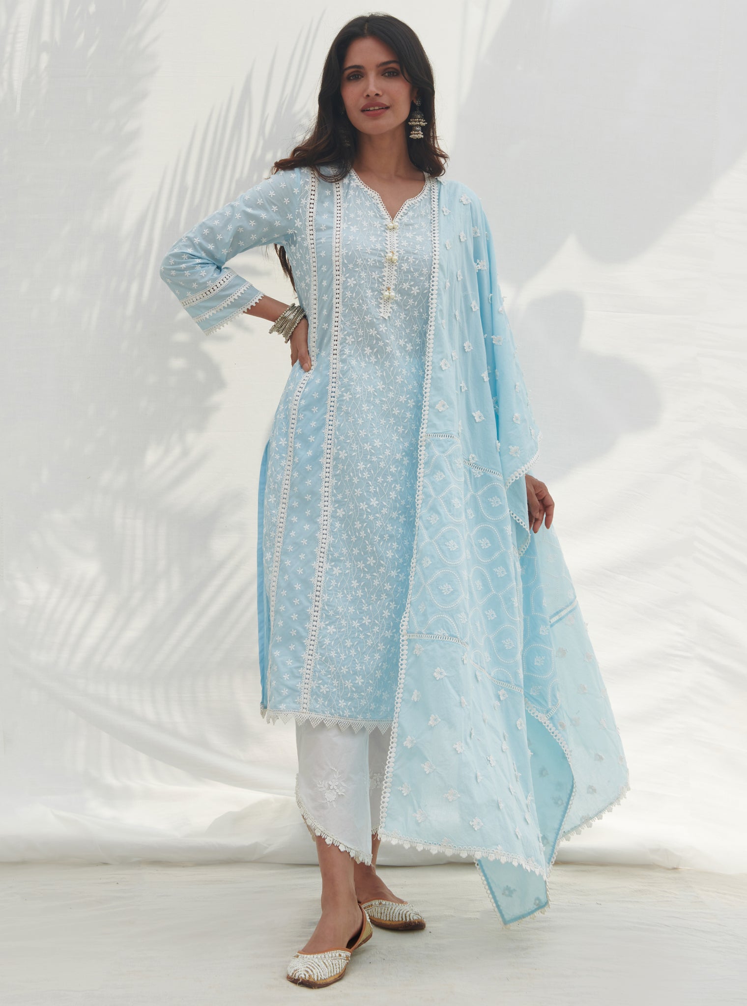 Mulmul Cotton Moira Blue Kurta With Mulmul Cotton Emb Rounded Hem White Pant